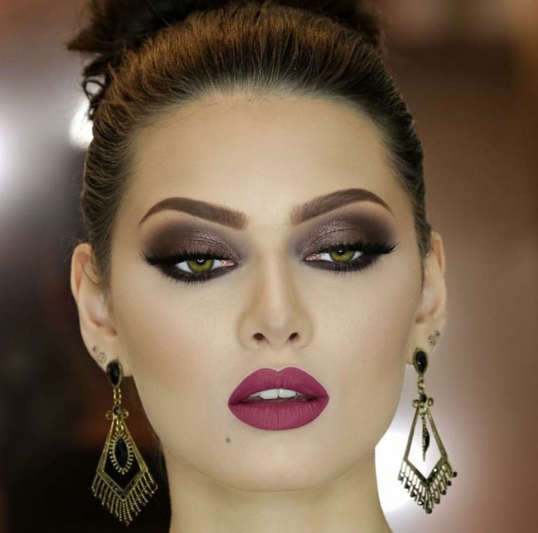 طريقة عمل مكياج كامل بنفسك